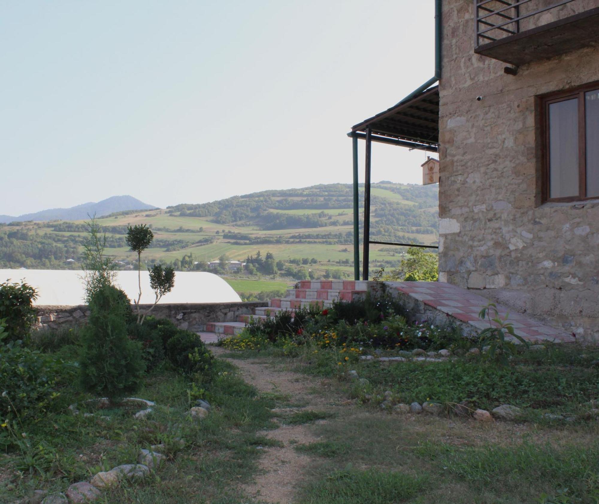 Bears And Berries Hotel Berd Luaran gambar