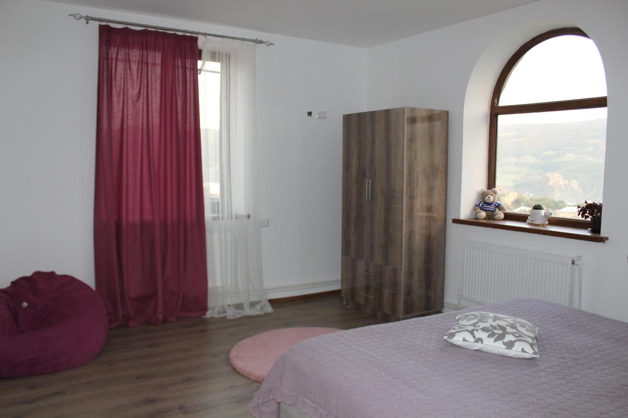 Bears And Berries Hotel Berd Luaran gambar